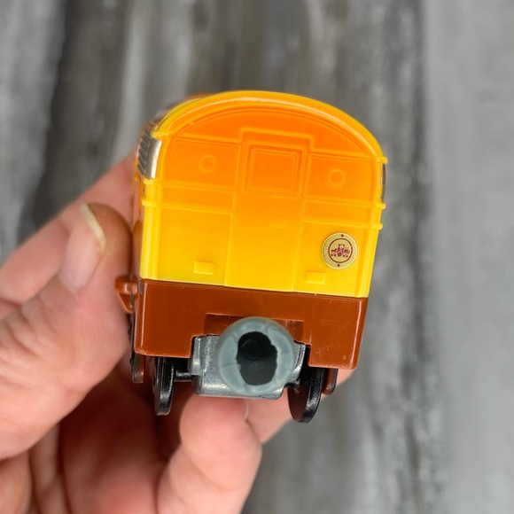 Chuggington Diecast Die-Cast Action Chugger Train by Tomy - Picture 7 of 10